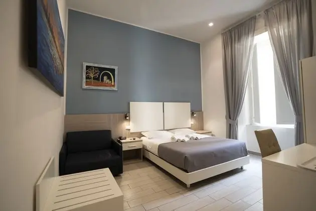 Grand Tek Büyük Yataklı Oda, Avlu Manzaralı