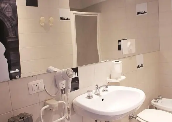 SMART PRIVATE Mixed Dorm 2 People