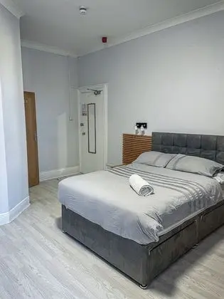 Comfort Tek Büyük Yataklı Oda, Engellilere Uygun, Banyolu/Duşlu