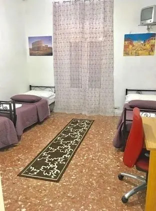 Standard Ortak Ranzalı Oda, Karma Ranzalı Oda (4-bed - Ages 18-40 accepted)