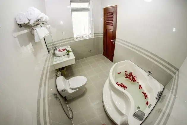 Dört Kişilik Oda, Balkon (102)