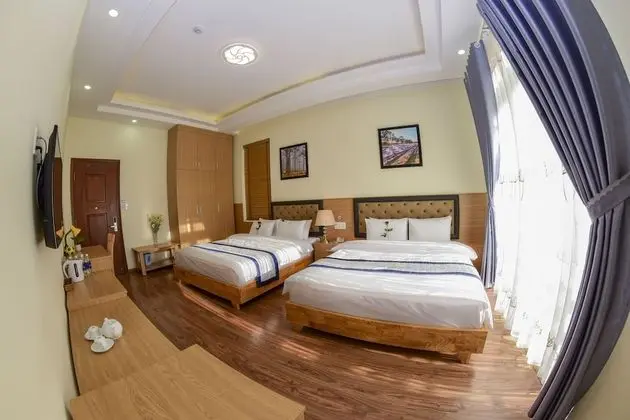 Dört Kişilik Oda, Balkon (103)