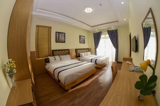 Dört Kişilik Oda, Balkon (103)