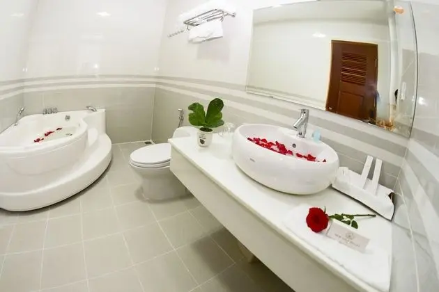 Dört Kişilik Oda, Balkon (103)