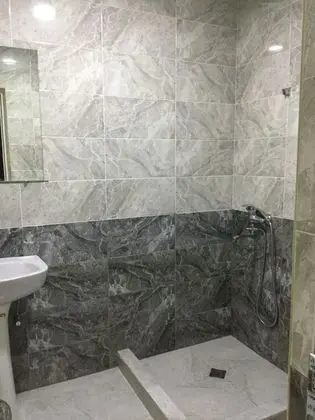 Tek Büyük Yataklı Oda, Balkon