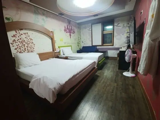 İki Ayrı Yataklı Oda