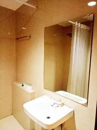 Standard Tek Büyük veya İki Ayrı Yataklı Oda