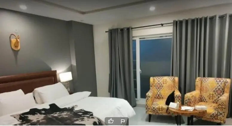 Deluxe Tek Büyük Yataklı Oda