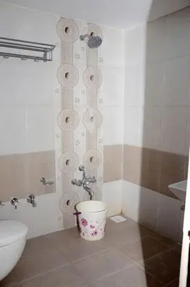 SUPER DELUXE AC ROOM