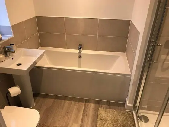 Ev (4 Bedrooms)