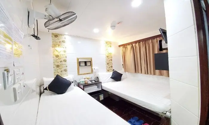 Triple Room