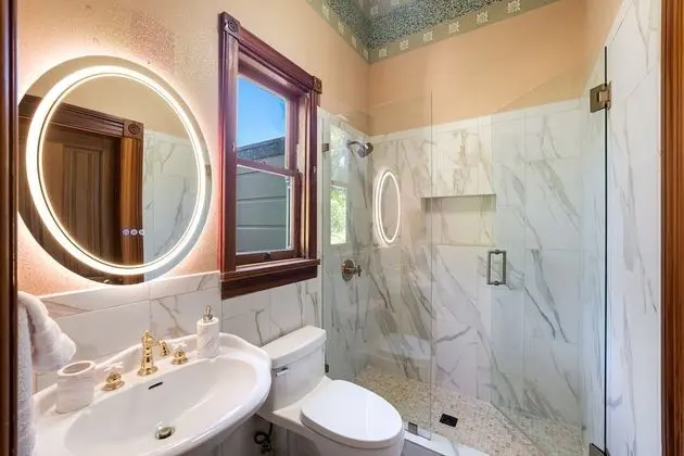 Honeymoon Oda, 1 En Büyük (King) Boy Yatak, Şömine, Üzüm Asması Manzaralı