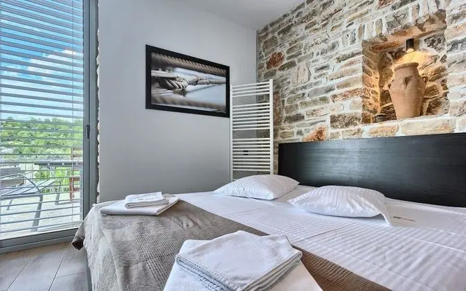 Beachfront Villa New Horizons I