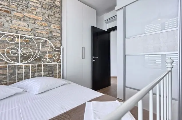 Beachfront Villa New Horizons I