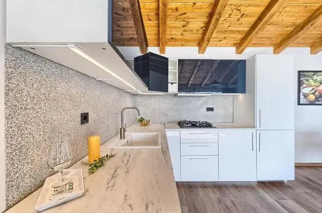 Beachfront Villa New Horizons III