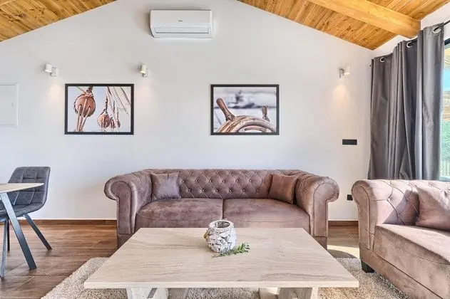 Beachfront Villa New Horizons III