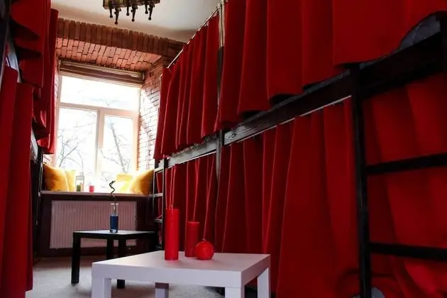 Ortak Ranzalı Oda, Karma Ranzalı Oda