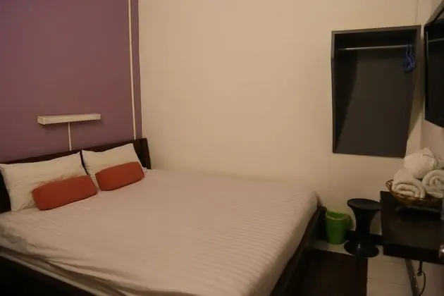 Basic Tek Büyük Yataklı Oda (Budget Room)