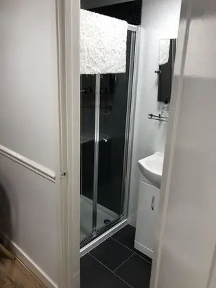 Tek Kişilik Oda, 1 Tek Kişilik Yatak, Sigara İçilmez