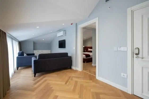 Penthouse Type 2