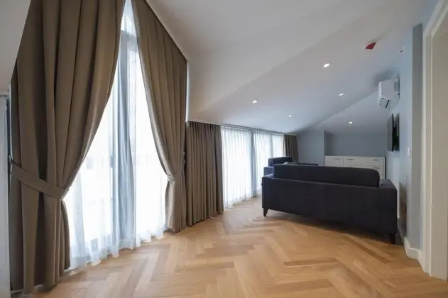 Penthouse Type 2