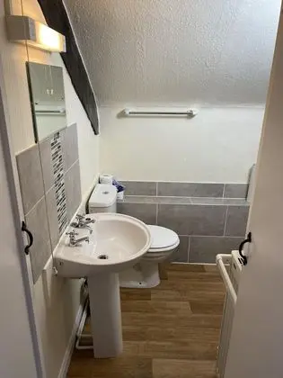 Tek Büyük Yataklı Oda, Banyolu/Duşlu