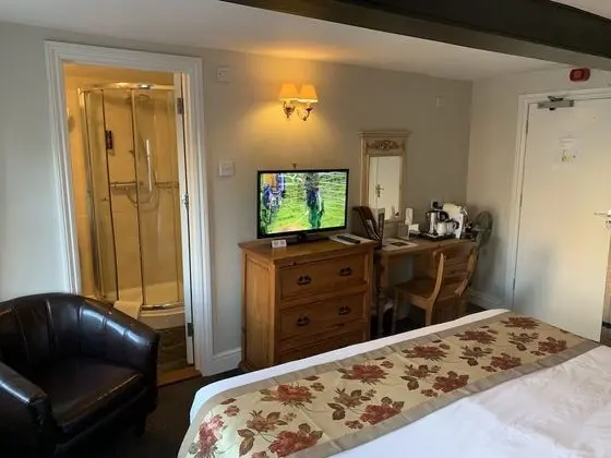 Premium Tek Büyük veya İki Ayrı Yataklı Oda, Banyolu/Duşlu
