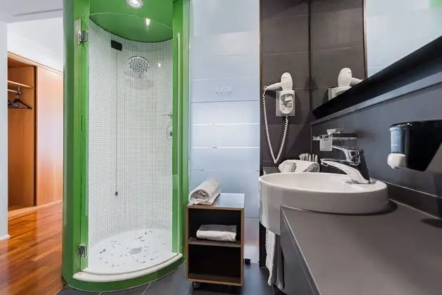 Superior Büyük Yataklı Tek Kişilik Oda