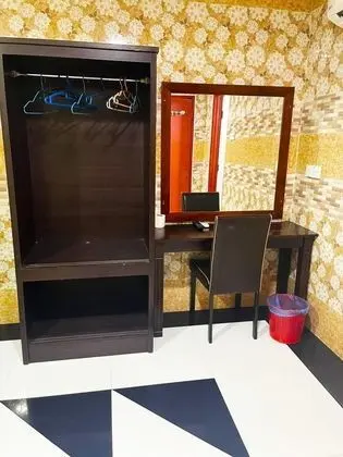 Üç Kişilik Oda
