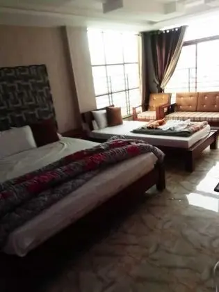 Standard Tek Büyük Yataklı Oda