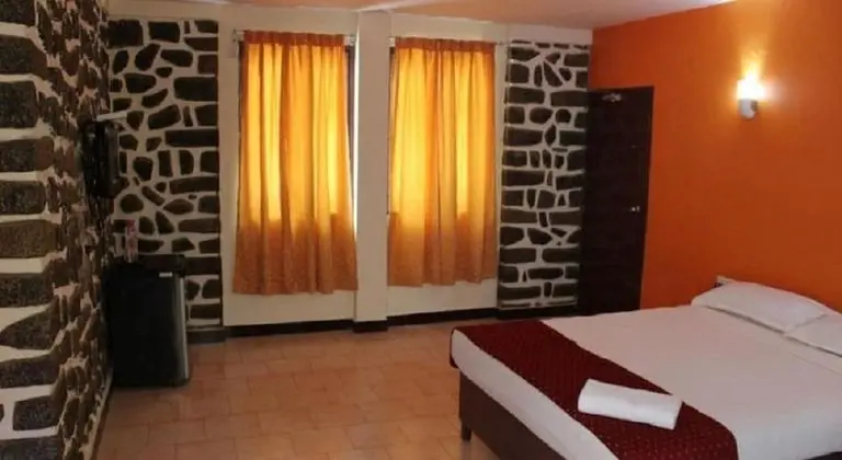 Deluxe Tek Büyük veya İki Ayrı Yataklı Oda, 1 En Büyük (King) Boy Yatak, Sigara İçilmez