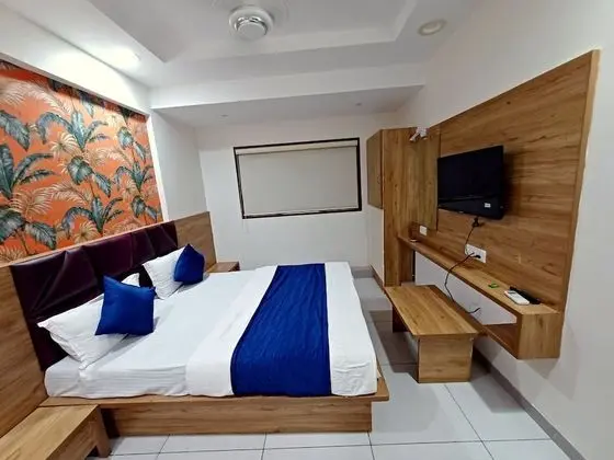 Deluxe Tek Büyük Yataklı Oda