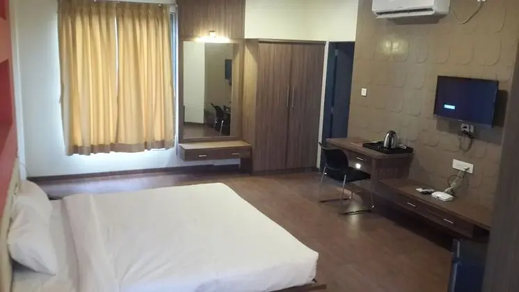 Deluxe Tek Büyük veya İki Ayrı Yataklı Oda, 1 Çift Kişilik Yatak, Şehir Manzaralı