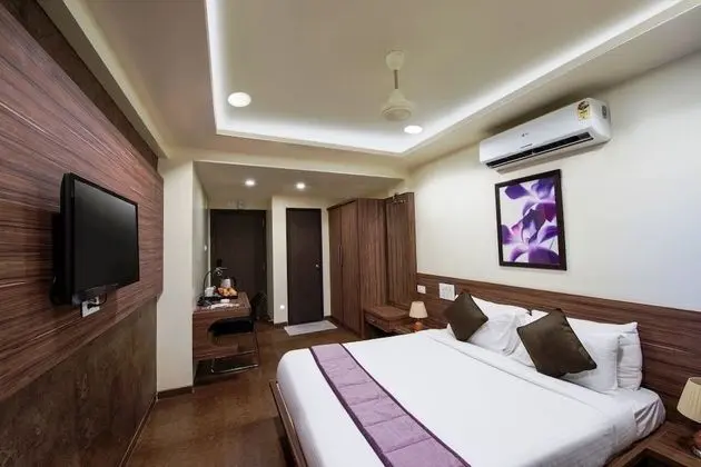 Deluxe Tek Büyük veya İki Ayrı Yataklı Oda, 1 Çift Kişilik Yatak, Şehir Manzaralı