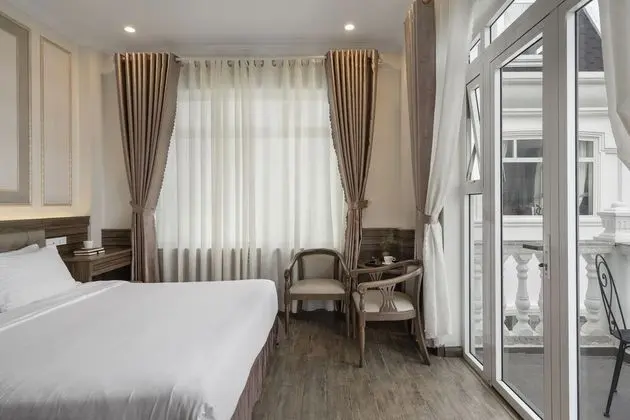 Luxury Tek Büyük Yataklı Oda
