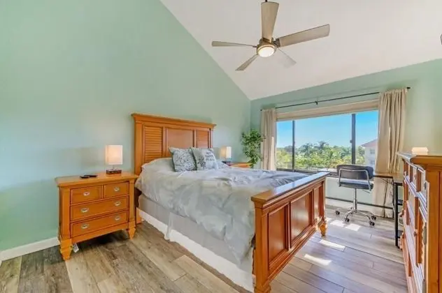 Daire, Birden Çok Yatak (New Listing - Remodeled Condo )