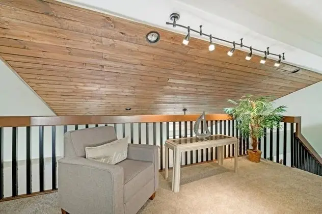 Daire, Birden Çok Yatak (New Listing - Remodeled Condo )