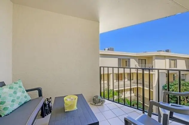 Daire, Birden Çok Yatak (New Listing - Remodeled Condo )