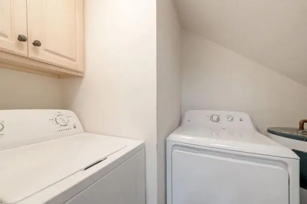 Daire, Birden Çok Yatak (New Listing - Remodeled Condo )