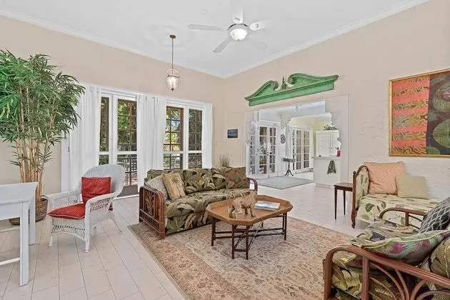 Ev (New Live Oak Cottage/Beach/Downtown/P)