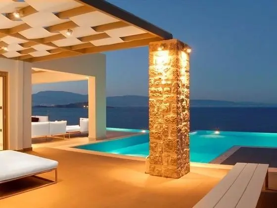 Villa, 4 Yatak Odası, Şömine