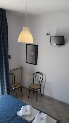 Üç Kişilik Oda