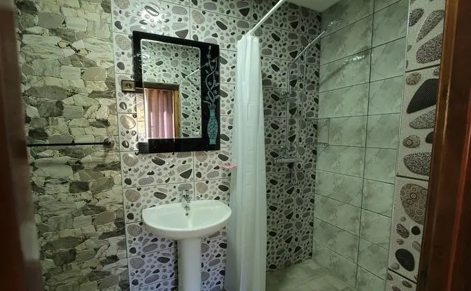 Üç Kişilik Oda
