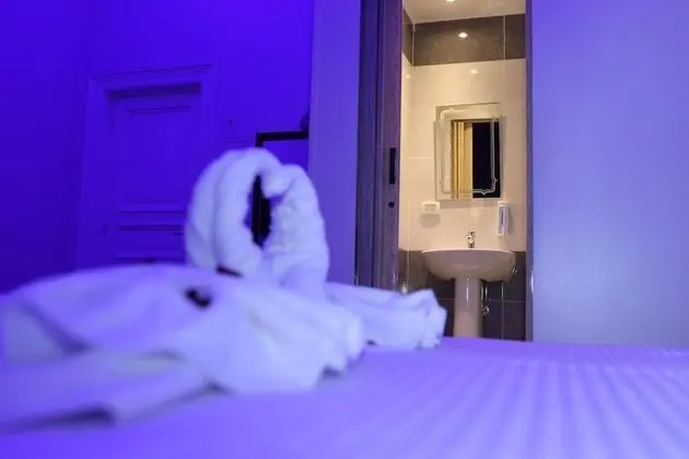 Romantic Tek Büyük Yataklı Oda