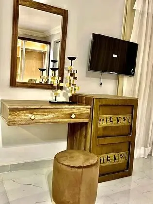 City Üç Kişilik Oda