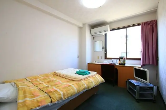 Tek Kişilik Oda, Sigara İçilebilir