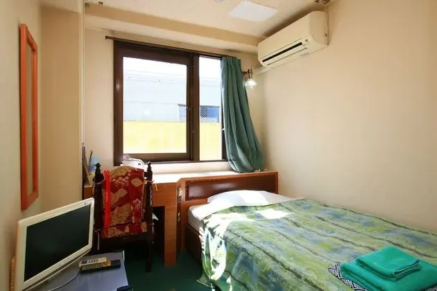 Tek Kişilik Oda, Sigara İçilmez