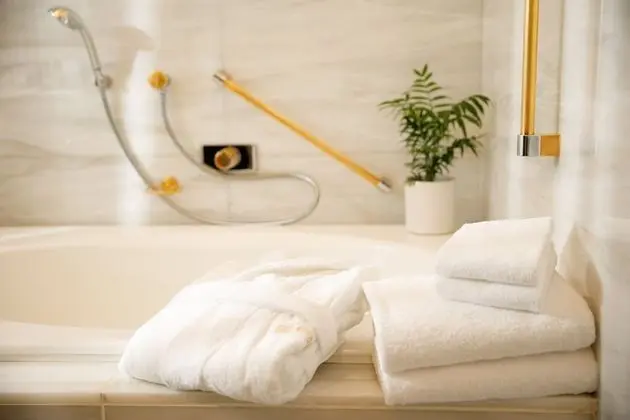 Deluxe Tek Büyük Yataklı Oda, Sigara İçilmez (Breakfast Included)