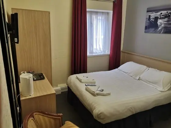 Comfort Tek Büyük Yataklı Oda