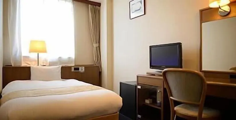 Tek Büyük Yataklı Oda, Sigara İçilebilir